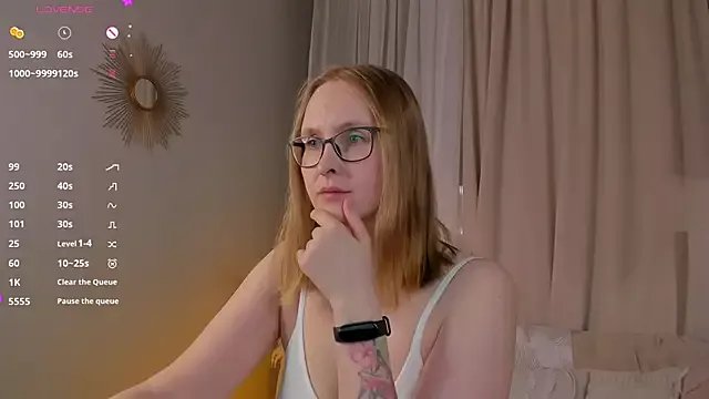 Agatha_Mott on StripChat