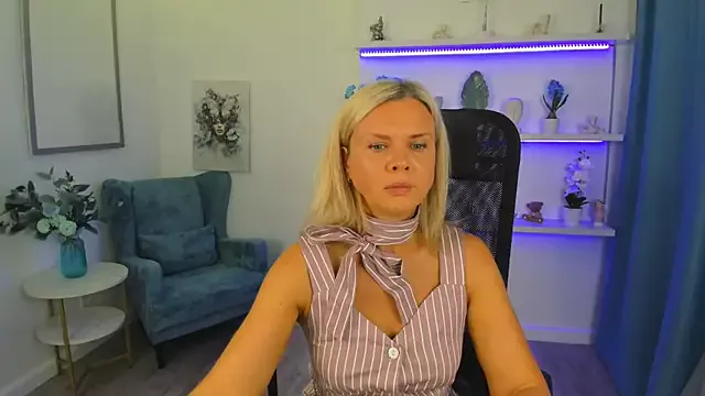 AgathaKlouin on StripChat 