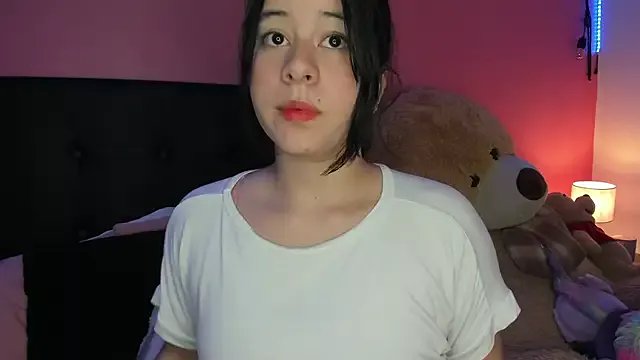 agnes_213 on StripChat