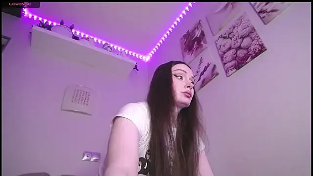 Agness_sweet on StripChat