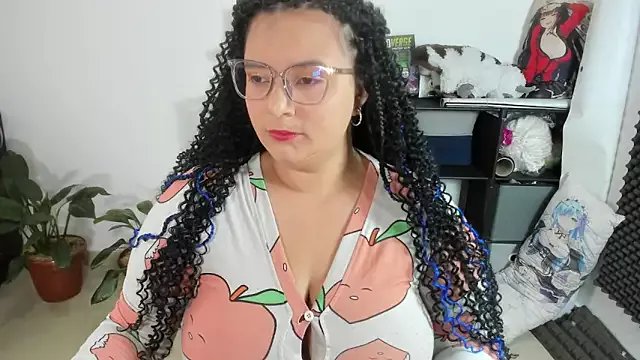 aika-dreams on StripChat 