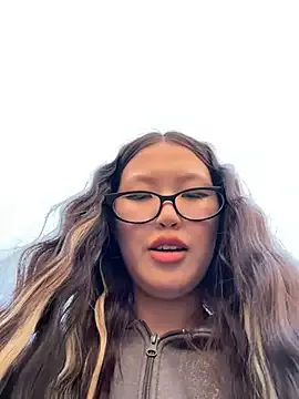 Offline Aiko_Yumi on StripChat