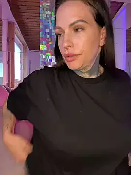 Offline AileenInkOfficial on StripChat