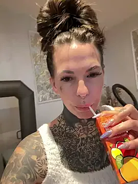 Offline AileenInkOfficial on StripChat