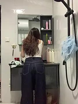 Offline Aimeil on StripChat