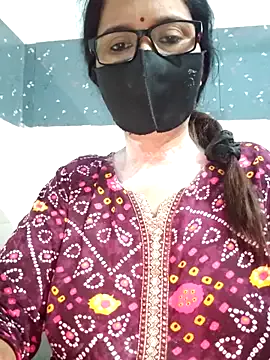 Offline Aishwaryaa_69 on StripChat