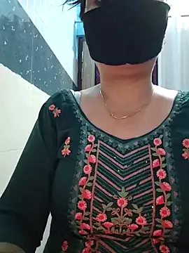 Offline Aishwaryaa_69 on StripChat