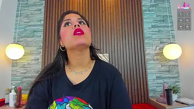 alannavidal on StripChat