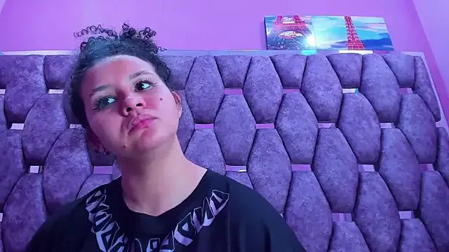 AlaSmith on StripChat