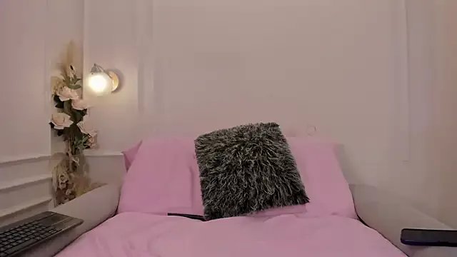 ale_cam on StripChat