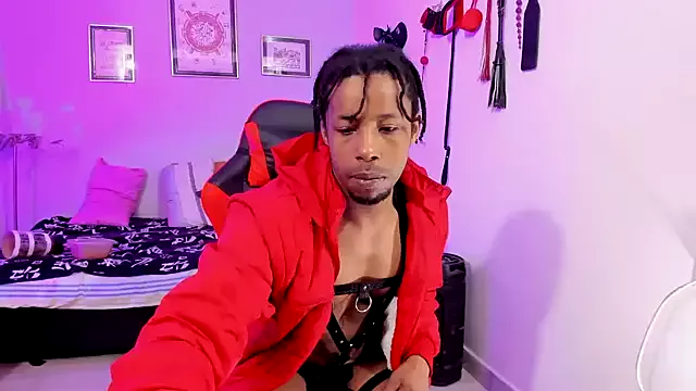 Offline AlejoKhalifa_ on StripChat