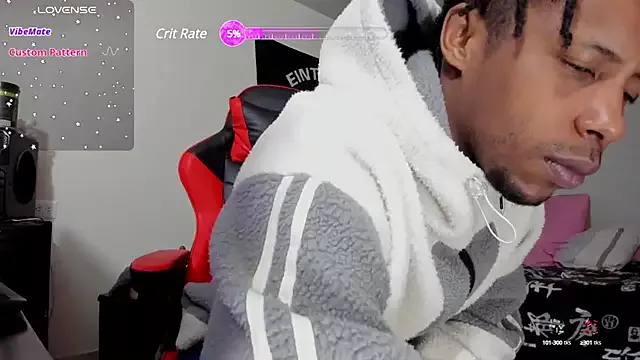 Offline AlejoKhalifa_ on StripChat