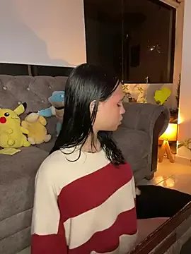 alessia_iris19 on StripChat