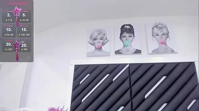 Alexa_Blake__ on StripChat