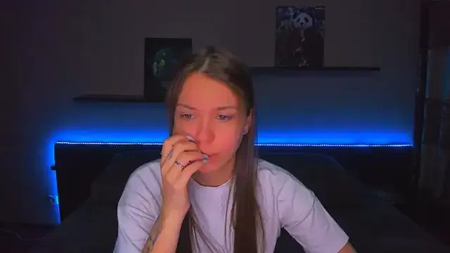 AlexaBarkley on StripChat