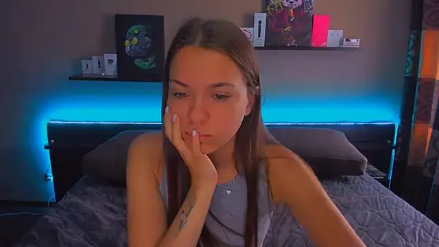 AlexaBarkley on StripChat