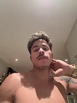 AlexActive on StripChat