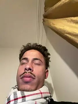 AlexActive on StripChat