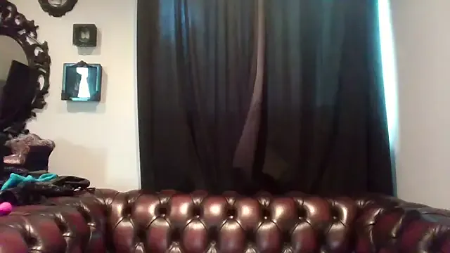 Offline Alexandersonxo on StripChat