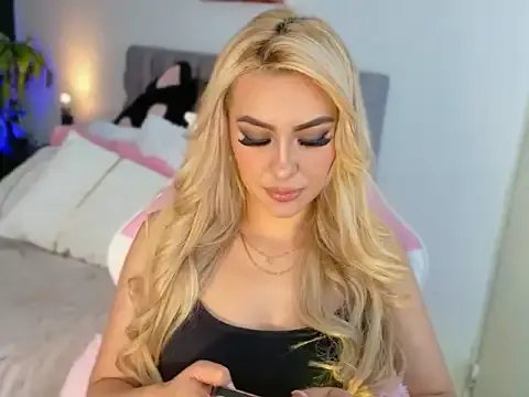 AlexaTexas on StripChat