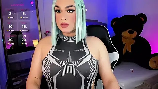 alexia_mattel on StripChat