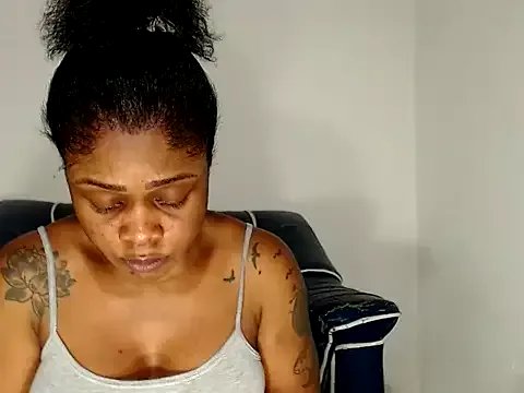 alexiaao9 on StripChat