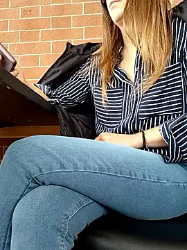 Offline Alexvit2616 on StripChat