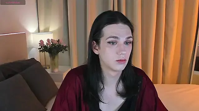 Alfreda_Mills on StripChat