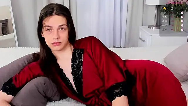 Alfreda_Mills on StripChat