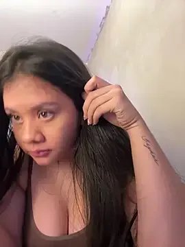 alhaana_ on StripChat