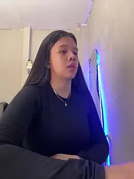 alhaana_ on StripChat