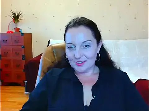 Alice3694 on StripChat