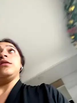 Alice777_ on StripChat