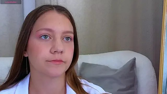 AliceBrayan on StripChat