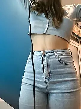 AliceBrayan on StripChat