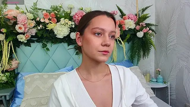 AliceBrayan on StripChat