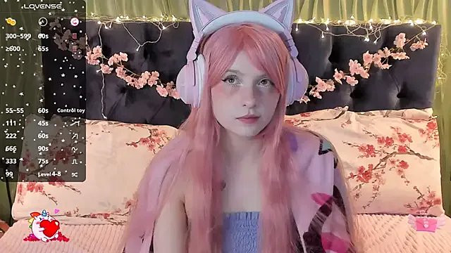 AliceLanley on StripChat