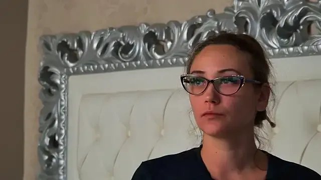 AliceMunro on StripChat