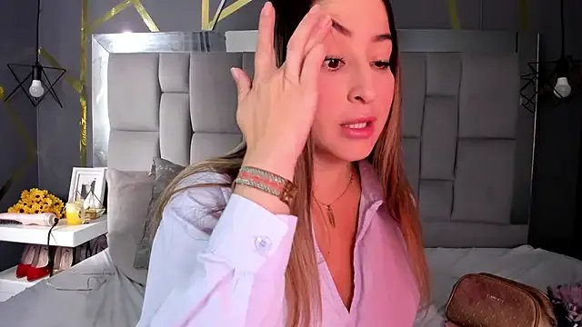 AliceSteel12 on StripChat