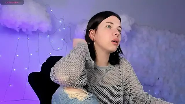 AliceSunday on StripChat