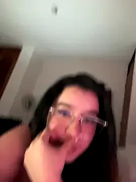 Aliciawhitee on StripChat