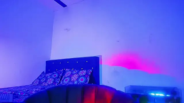 Aliice_Doll on StripChat