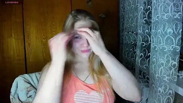 AlinaMors on StripChat