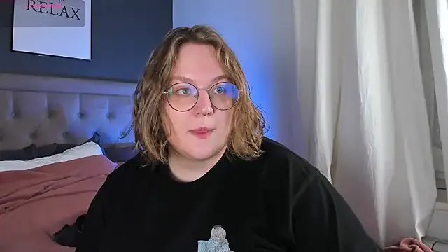 Alissa_S on StripChat