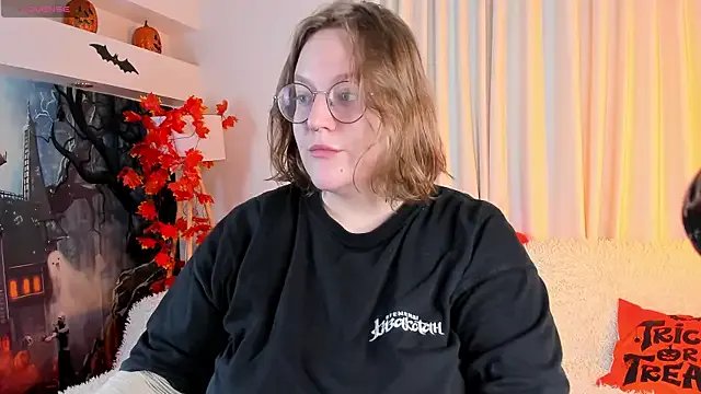 Alissa_S on StripChat