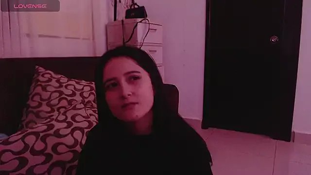 AlissonnFoxx on StripChat