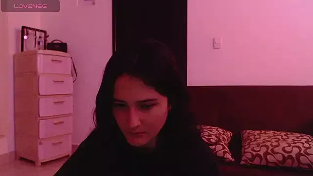 AlissonnFoxx on StripChat