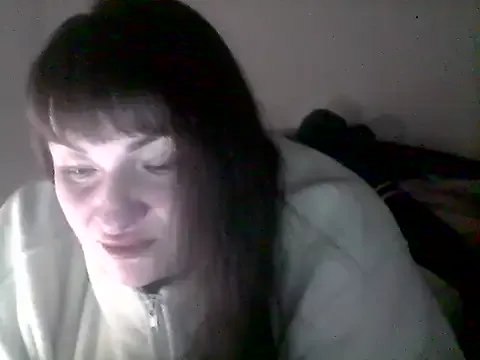 AllinaKis on StripChat