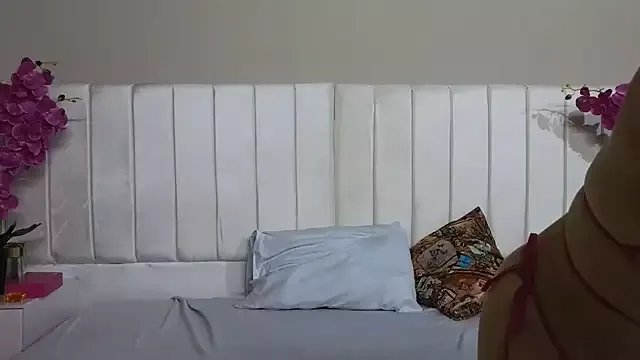 Allison_greey on StripChat