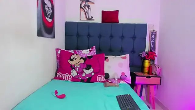 Allison_star1 on StripChat